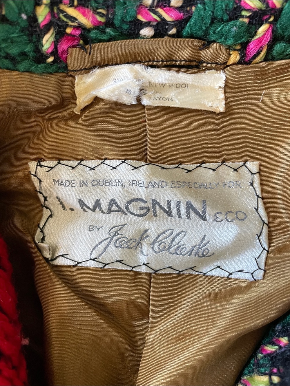 I. Magnin & Co. Women's Red and Green Tweed Coat - Picture 2 of 5